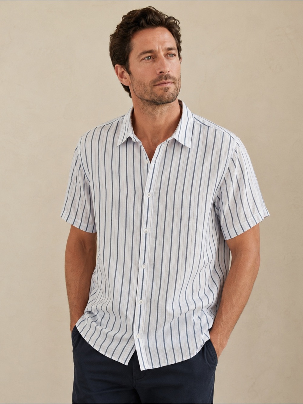 Vince Light Blue & Navy Vertical Stripe Short Sleeve Button-Down Size XL